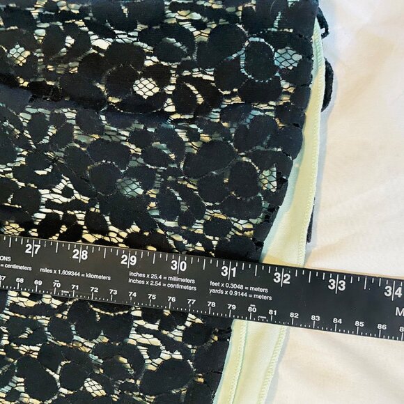 Black Lace Size 7 Sleeveless Dress Fit Flare Back Keyhole Green Speechless - Picture 13 of 14